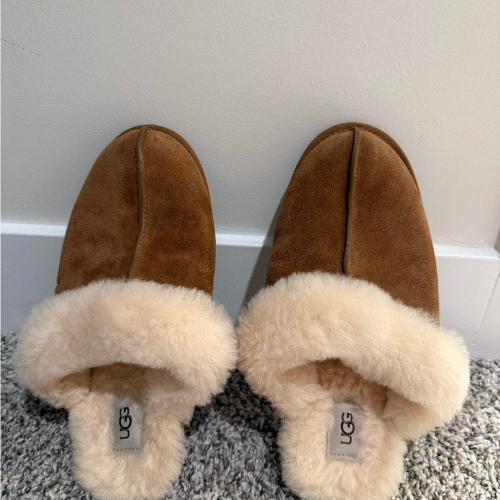UGG Women's Tan Sheepskin Slippers